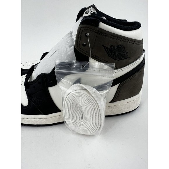 Nike Air Jordan 1 Retro High OG Dark Mocha Youth Size 4Y Sneakers 575441-105 - Picture 11 of 12